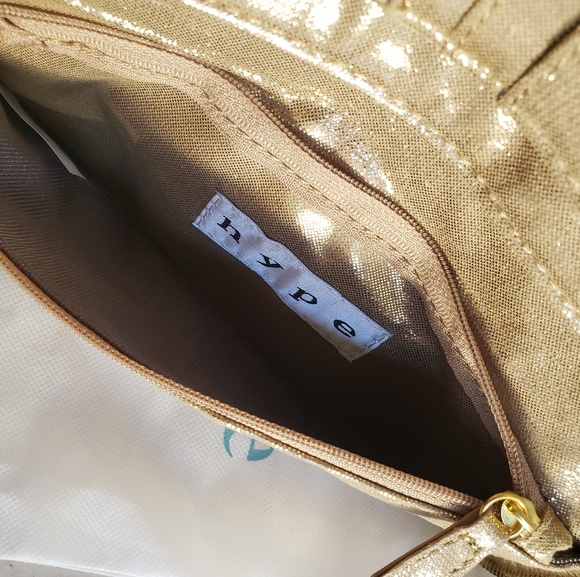 Hype shimmery gold wristlet - Picture 5 of 8